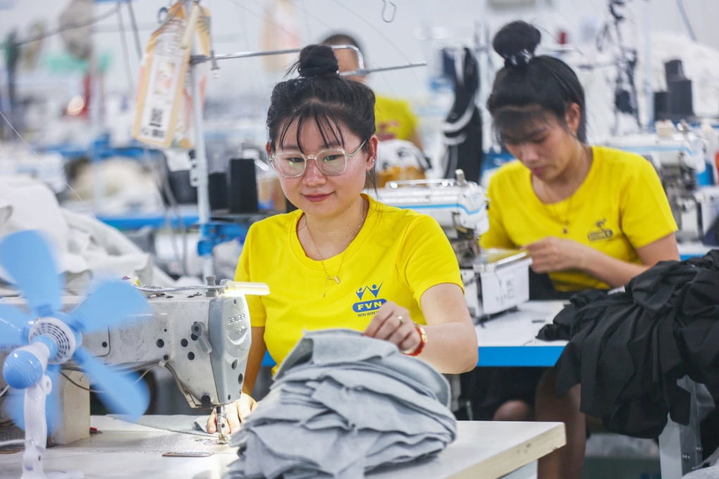 Bộ Nội vụ đề xuất tăng lương tối thiểu vùng 7,2% từ năm 2026