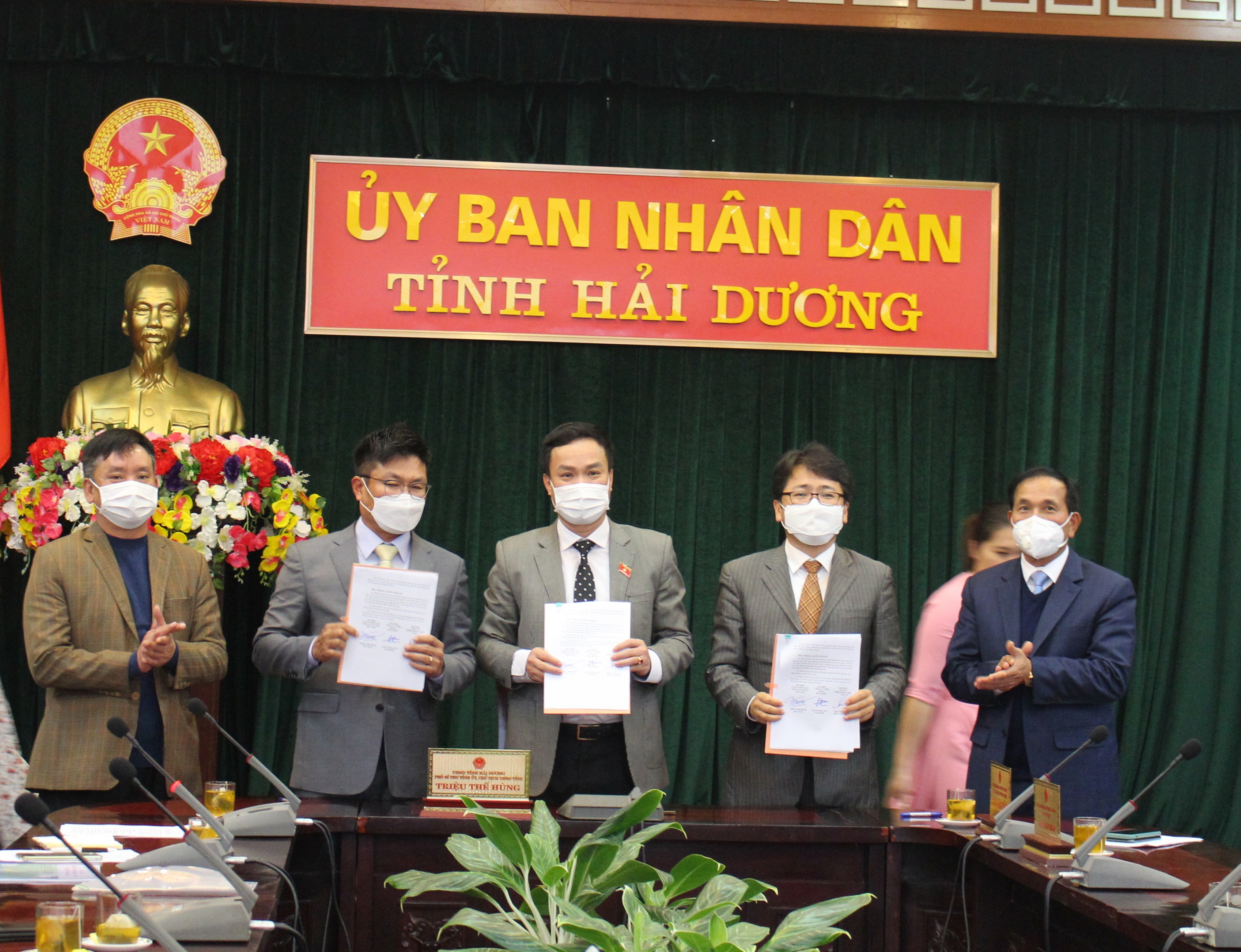 /upload/images/co-dong/adquidhiqudhiquhuiqhuiq.jpg