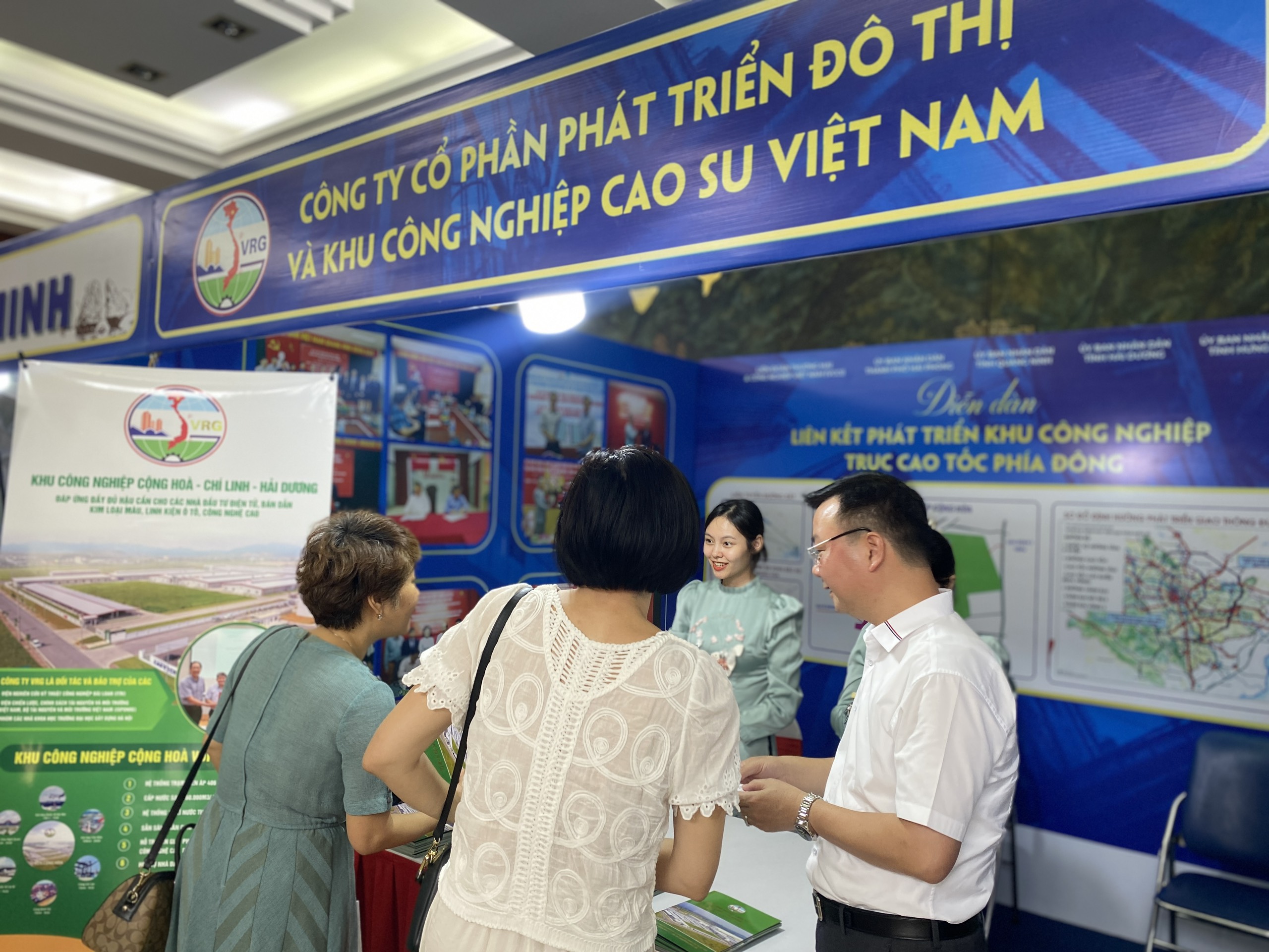 /upload/images/van-tien-thanh/dien-dan-lien-ket-phat-trien-khu-cong-nghiep/z4667227294381-a221d2fd57ab7de34c1c23494507e4bf.jpg